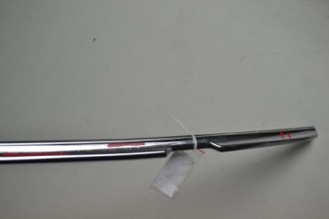 Mercedes W116 Накладка на заднюю дверь, хром