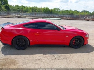 Ford Mustang VI 2019 Ford Mustang 2019 Ford Mustang EcoBoost Fastback 2.3 Benzyna 310KM, zdjęcie 11