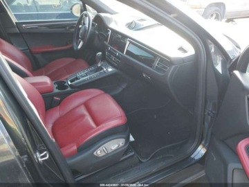 Porsche Macan 2021 Porsche Macan 2021 2.0 Benzyna 248KM, zdjęcie 10