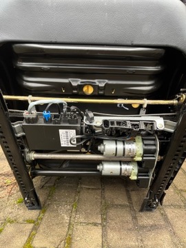 СИДЕНЬЯ СИДЕНЬЯ БОКОВИНЫ КОЖА MERCEDES CLK W208