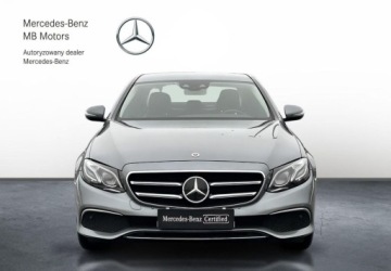 Mercedes Klasa E W213 Limuzyna 2.0 220d 194KM 2020 Mercedes-Benz Klasa E 4Matic SalonPL Burmester Distronic Pneumatyczne Zawi, zdjęcie 7