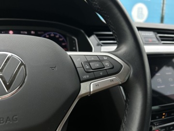 Volkswagen Passat B8 Variant Facelifting 2.0 TDI SCR 150KM 2023 Volkswagen Passat |Podgrzewana Kierownica| Masaż|, zdjęcie 25