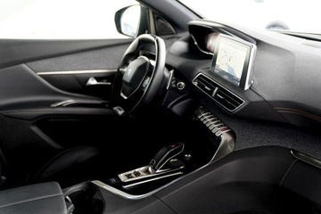 Peugeot 5008 II Crossover Facelifting 1.6 PureTech 180KM 2021 Peugeot 5008 GT kamera Skora adc Nawi PANORAMA bli, zdjęcie 21