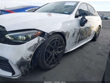 Mercedes Klasa C W206 2022 Mercedes-Benz Klasa C C 300, od ubezpieczalni 2.0 Benzyna 255KM, zdjęcie 3