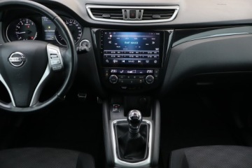 Nissan Qashqai II Crossover 1.2 DIG-T 115KM 2016 Nissan Qashqai 1.2 DIG-T, Salon Polska, zdjęcie 11