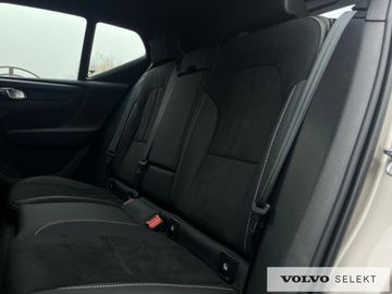 Volvo XC40 Crossover Facelifting 2.0 B3 163KM 2024 Volvo XC 40 FV23% SalonPL B3B Plus Dark LED ACC Pi, zdjęcie 14