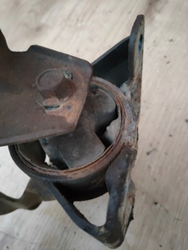 JEEP GRAND CHEROKEE WJ 4.0 ПОДУШКА КОРОБКИ