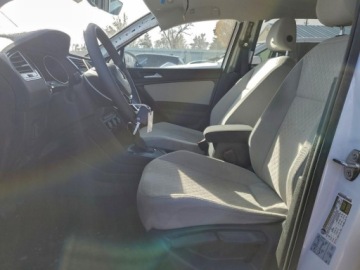 Volkswagen Tiguan II 2021 Volkswagen Tiguan S 2021 2.0 Benzyna 184KM, zdjęcie 7