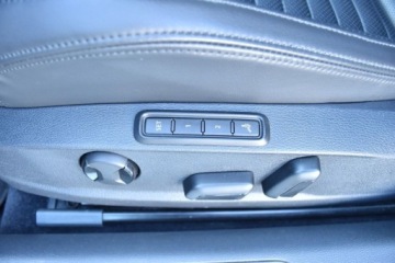 Volkswagen Passat B8 Limousine 2.0 TDI BlueMotion SCR 190KM 2019 Volkswagen Passat SalonPL 190KM DSG TDI HighlineSkoraACCNavi18Business ASO, zdjęcie 27