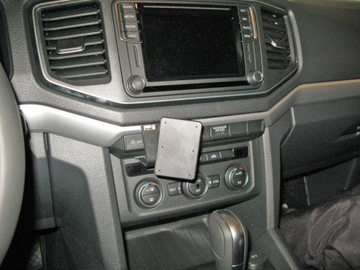 Держатель BRODIT ProClip для Volkswagen Amarok 17-21