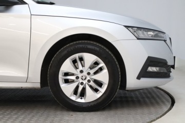 Skoda Octavia IV Kombi 2.0 TDI 115KM 2022 Skoda Octavia 2.0 TDI, 1. Właściciel, Serwis ASO, zdjęcie 14