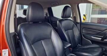 Mitsubishi L200 VI 2.2 Diesel 150KM 2019 Mitsubishi L200 Aut. 4x4 Super Select Instyle, I wl. polski salon, serwis, zdjęcie 19