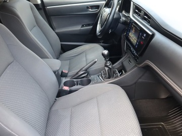 Toyota Corolla XI Sedan Facelifting 1,6 Valvematic 132KM 2018 Toyota Corolla 1.6 Valvematic, Salon Polska, zdjęcie 8