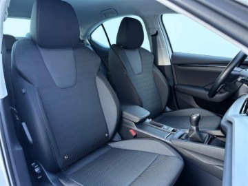 Skoda Octavia IV Liftback 1.5 TSI EVO 150KM 2024 Skoda Octavia 1.5TSI 150KM Slection l LED Matrix,, zdjęcie 32