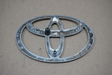 TOYOTA LAND CRUISER 90 95 ZNAK ZNAKY LOGO Z KRYT