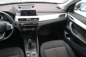 BMW X1 F48 Crossover Facelifting 2.0 18d 150KM 2020 BMW X1 xDrive18d, Serwis ASO, 4X4, Automat, Navi, zdjęcie 7
