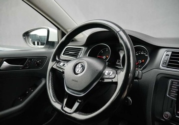 Volkswagen Jetta VI Sedan Facelifting 2.0 TDI 110KM 2017 Volkswagen Jetta 2.0 TDI 110HP Klimatronic Salon Pl. II.wlasciciel GWARANC, zdjęcie 22