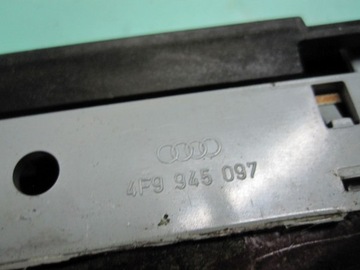 AUDI A6 C6 07R SVĚTLO STOP 4F9945097