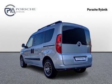 Opel Combo D Tour 1.6 CDTI 105KM 2017 Opel Combo Tour Van 1.6 CDTI L1H1 - diesel 5 drzwi, zdjęcie 3