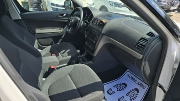 Skoda Yeti Minivan 2.0 TDI CR DPF 4x4 140KM 2013 Škoda Yeti Skoda Yeti 4x4, ksenon, webasto, zdjęcie 12