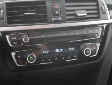 BMW Seria 3 F30-F31-F34 Touring Facelifting 2.0 320d 190KM 2017 BMW 3 320 d, 187 KM, Automat, Klima, Klimatronic, zdjęcie 11