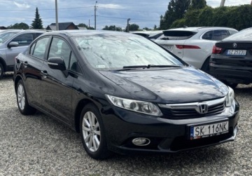 Honda Civic IX Sedan 1.8 i-VTEC 142KM 2012 Honda Civic Polski salon 1.8 Benzyna 141KM, zdjęcie 9