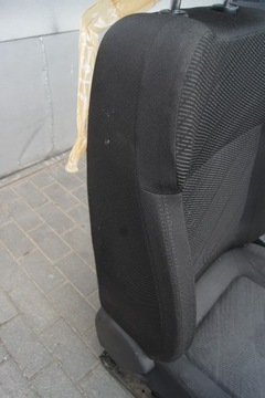 KOMPLET SEDADLA PEUGEOT 3008 I