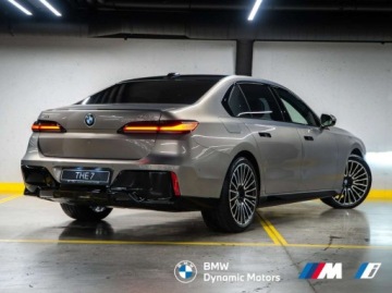 BMW Seria 7 G70 Sedan 3.0 40d 299KM 2025 BMW Seria 7 40d xDrive 299 KM mHEV - BowersWilkins Diamond - Hak Holowniczy, zdjęcie 4
