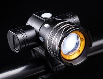 МОЩНАЯ СВЕТОДИОДНАЯ ВЕЛОСИПЕДНАЯ ЛАМПА XML-T6 CREE USB ZOOM