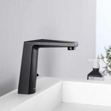 Бесконтактный смеситель для умывальника, датчик фотоэлемента