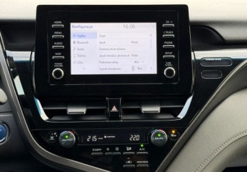 Toyota Camry IX Sedan 2.5 Hybrid Dynamic Force 218KM 2021 Toyota Camry salon Polska, FV-VAT 23, Gwarancja, 1 rej. 2022r. 2.5 Hybryda, zdjęcie 10