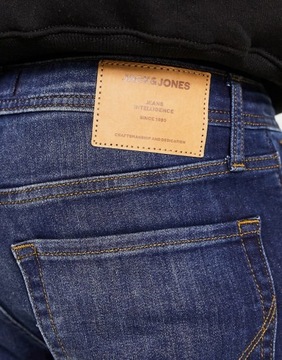 JACK&JONES GRANATOWE KLASYCZNE JEANSY (32/32)