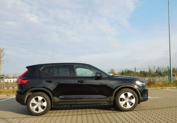 Volvo XC40 Crossover 1.5 T3 163KM 2019 Volvo XC 40 z Gwarancja Bezwypadkowy Bezowa Skora 1.5 Benzyna 163KM, zdjęcie 4
