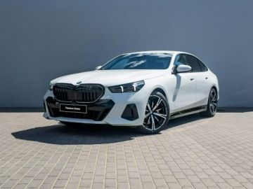 BMW Seria 5 G90-91 Touring 2.0 520d 197KM 2026 BMW 520 xDrive Limuzyna - Dostępne od ręki!, zdjęcie 2
