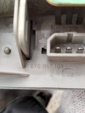LAMPA KABINY SKODA OE 6Y0947105
