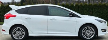Ford Focus III Sedan Facelifting 1.5 EcoBoost 150KM 2017 Ford Focus 1.5 Benzyna 150 KM, ST-LINE, Niski przebieg,Polecam 1.5 Benzyna, zdjęcie 12