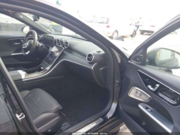 Mercedes Klasa C W206 2024 Mercedes-Benz Klasa C 300 2024 2.0 Benzyna 255KM, zdjęcie 9