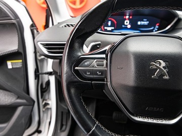 Peugeot 5008 II Crossover 1.6 THP 165KM 2017 PEUGEOT 5008 1.6 THP Suv 165KM 2017, zdjęcie 11