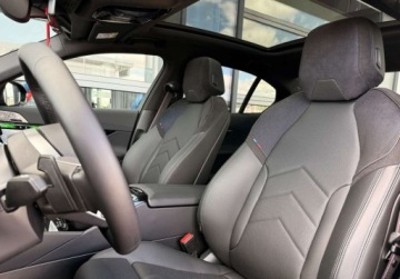 BMW Seria 5 G90-91 Touring 2.0 520d 197KM 2025 BMW Seria 5 I wlasciciel M Pro Pakiet Hak Gwarancja Bezwypadkowy FVAT, zdjęcie 28