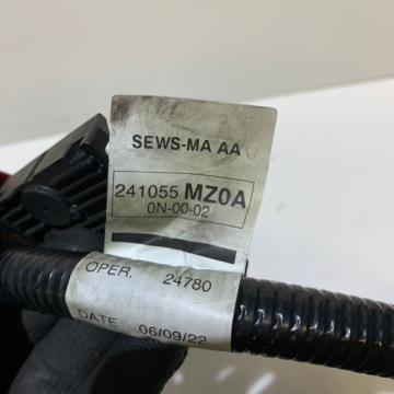 RENAULT MEGANE V E-TECH ПРЕДОХРАНИТЕЛИ КЛЕМА 241055MZ0A