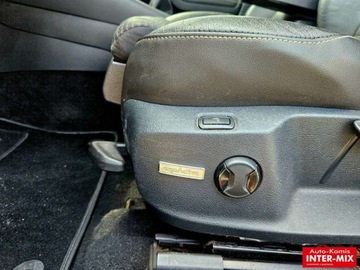 Volkswagen Golf VII Hatchback 3d 1.6 TDI-CR DPF 105KM 2013 Volkswagen Golf Hatchback zarejestrowany niski przebieg nawigacja 1.6 105KM, zdjęcie 19