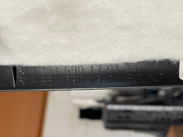 Mercedes OE A2546901901 listwa tylna boczek bagażnika GLC