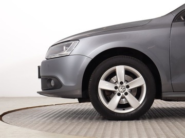 Volkswagen Jetta V 1.6 TDI-CR 105KM 2010 VW Jetta 1.6 TDI, Klima, Klimatronic, Tempomat, zdjęcie 13