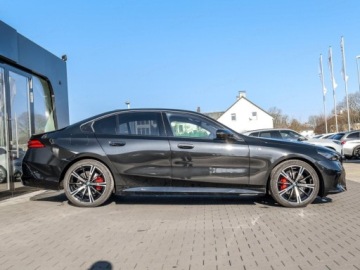 BMW Seria 5 G90-91 Touring 2.0 520d 197KM 2025 BMW Seria 5 520d Sport Sedan 2.0 (197KM) 2025, zdjęcie 1