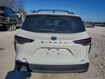 Toyota Sienna III 2024 Toyota Sienna XLE 2024 2.5 Hybryda 245KM, zdjęcie 2
