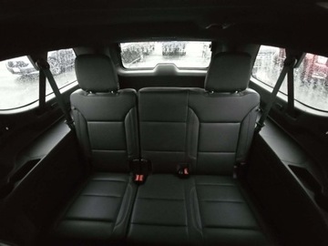Chevrolet Suburban GMT900 2024 Chevrolet Suburban Z71 2Z7 2024 5.3l 5.3 Benzyna 420KM, zdjęcie 11