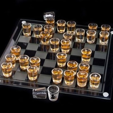 Игра ШАХМАТЫ в стакане с СТЕКЛЯНАМИ стакан Подарок для