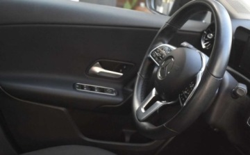 Mercedes Klasa A W177/V177 2021 Mercedes-Benz Klasa A Mercedes-Benz Klasa A 200 CDI (BlueEFFICIENCY) 7G-DC, zdjęcie 15