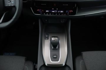 Nissan Qashqai III Crossover Facelifting 1.3 DIG-T MHEV 158KM 2026 Nissan Qashqai 1.3 DIG-T MHEV, 1. Właściciel, zdjęcie 12