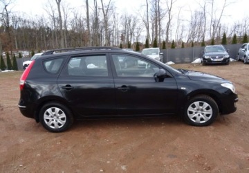 Hyundai i30 I CW 1.6 CRDi 115KM 2008 Hyundai i30 1.6crdi,klima,el.szyby,zarejes 1.6 Diesel 116KM, zdjęcie 8